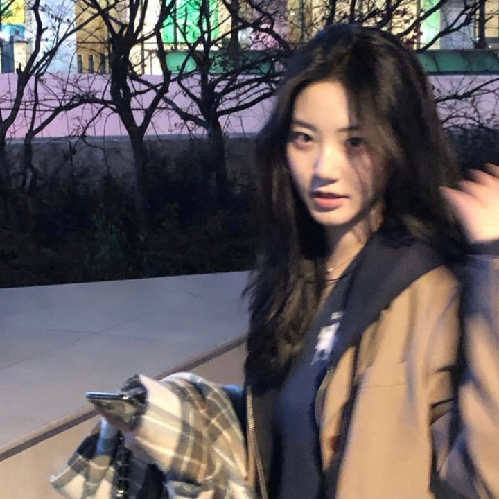 三条黑暗的街道